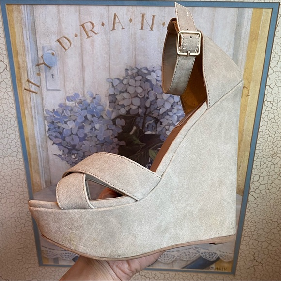 Steve Madden Xenon Wedge 8.5 - Picture 4 of 7